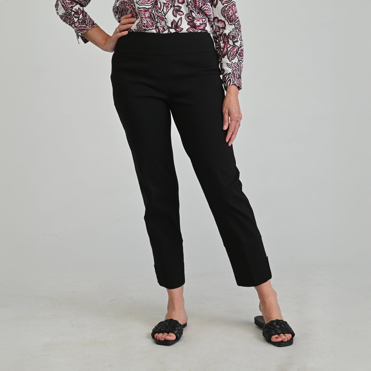 Black Front Detail Missy