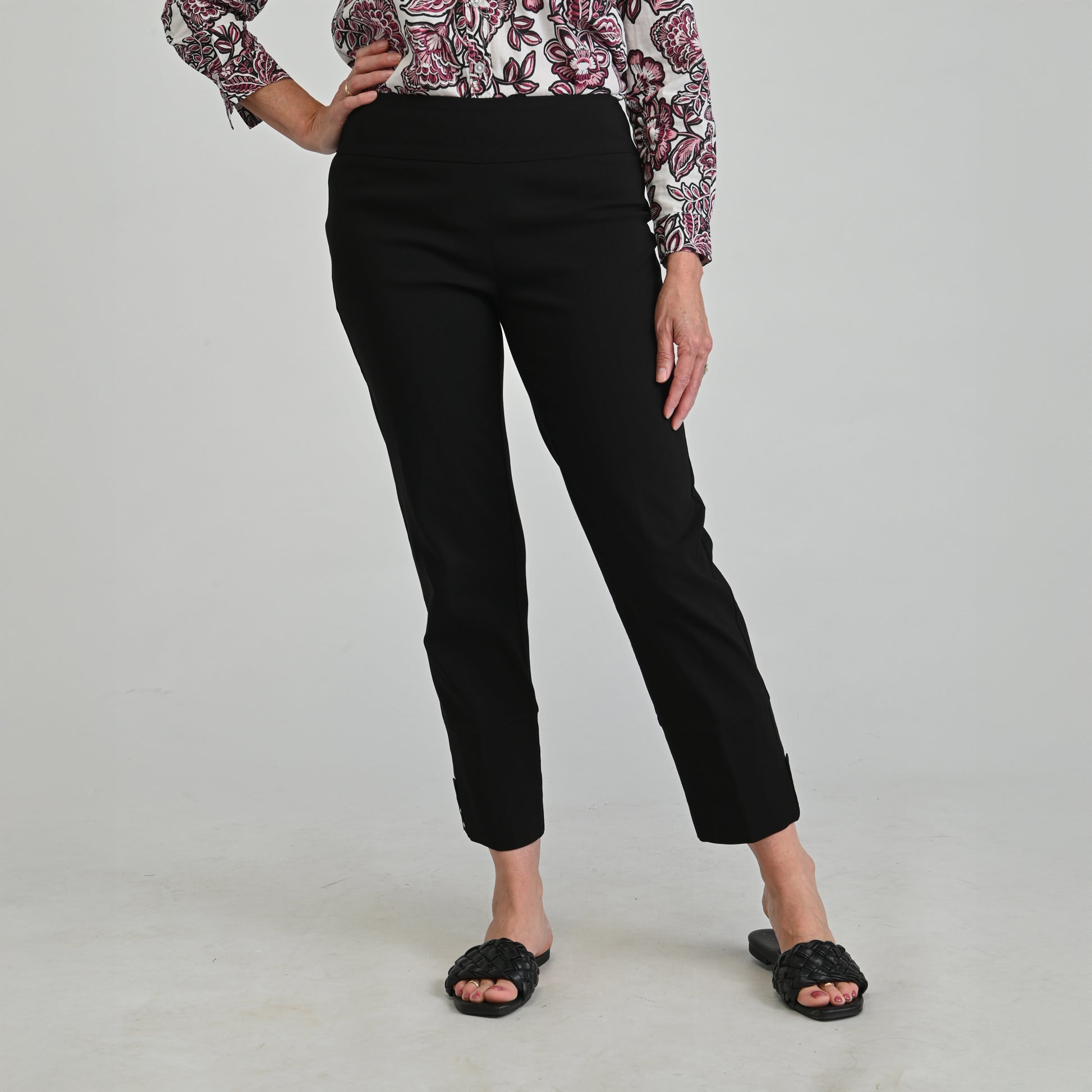 Black Front Detail Missy