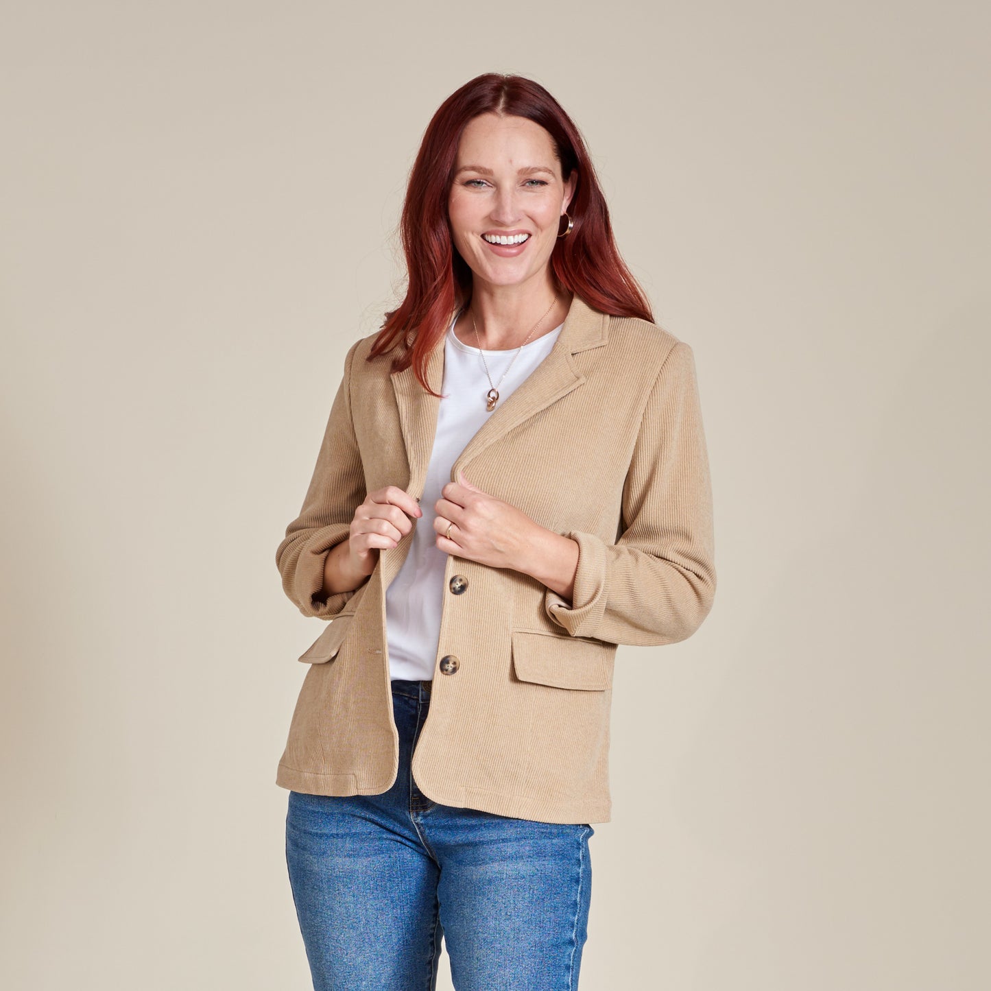 Nomad Khaki Front Detail Missy