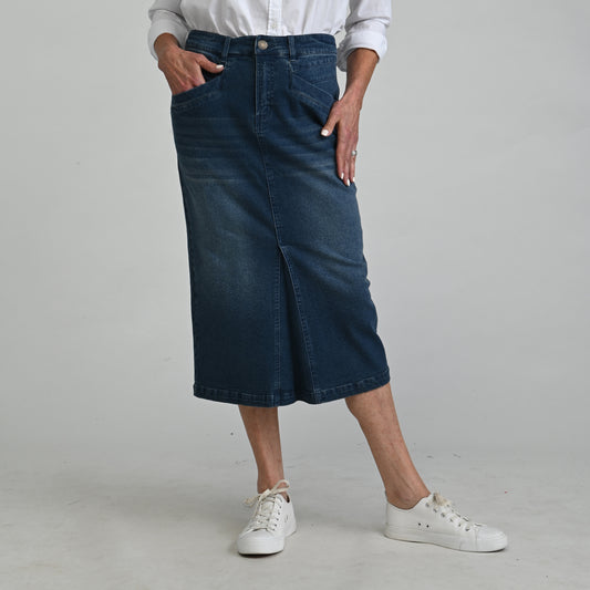 Medium Wash Front Detail Missy