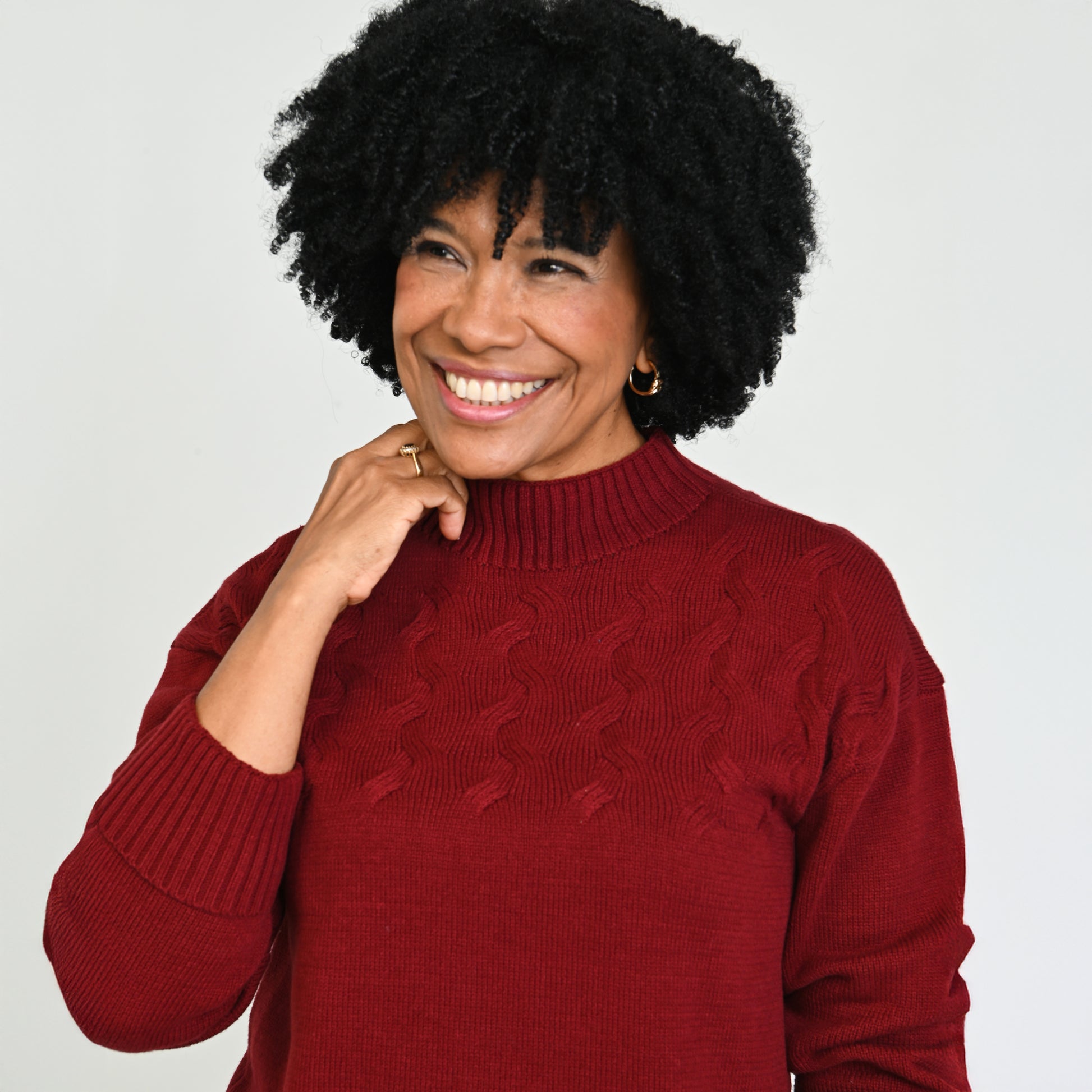 Syrah Neckline Detail Missy