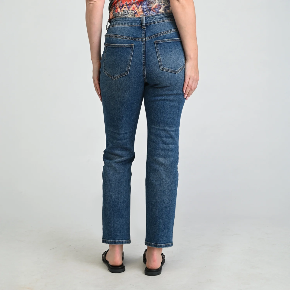 Medium Wash Back Detail Missy